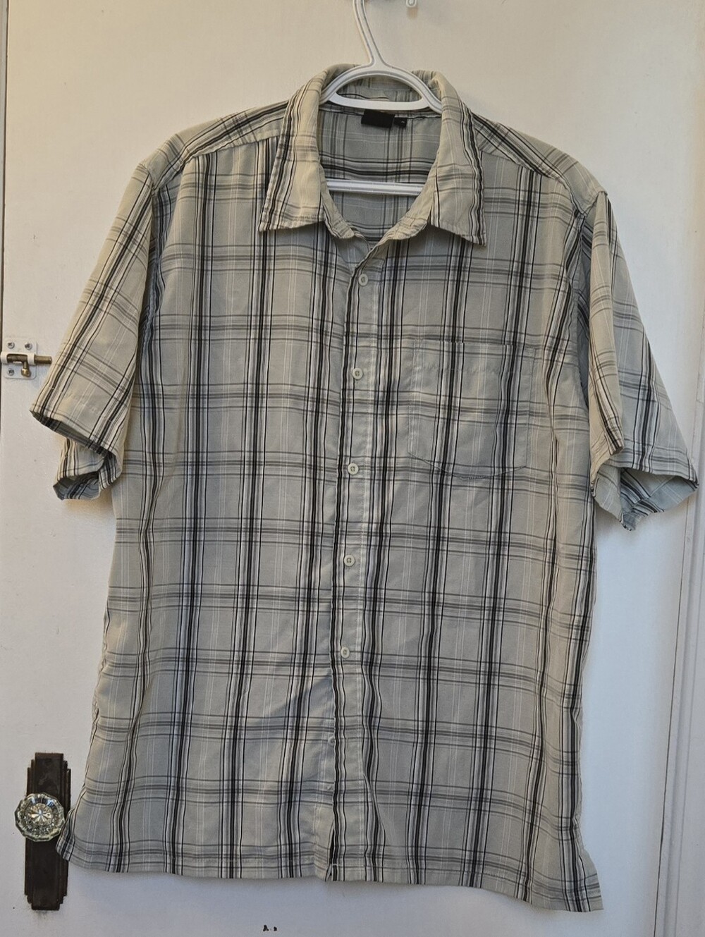 💥4 for $30💥 Roadster Men's Short Sleeve Plaid Button-Up Beige/Black size LG